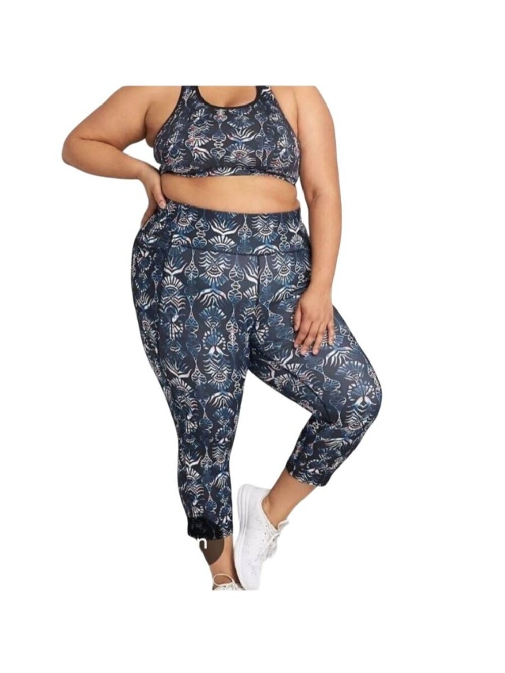 Livi Lane Bryant 22/24 Capri Leggings Active Batik Print Pockets Stretchy Comfy